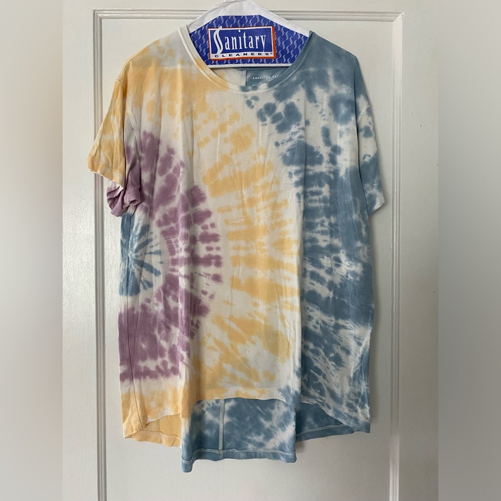 American Eagle Soft and Sexy tee, size M